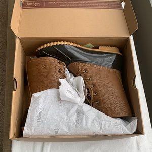 Jbu snow and rain boots brand new size 7/ half